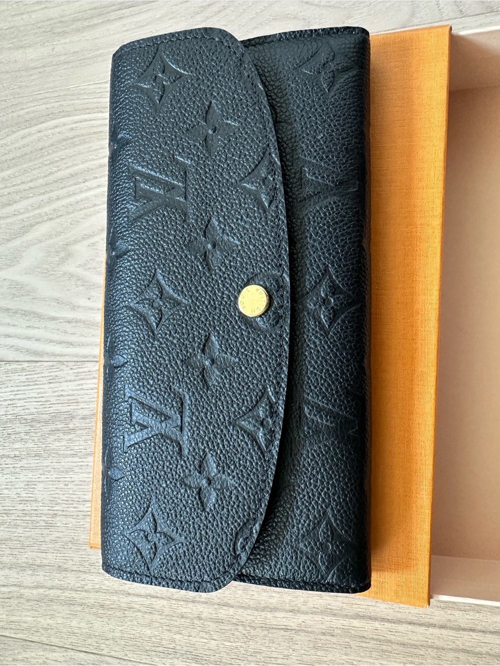 Louis Vuitton Black Monogram Embossed Leather Long Wallet with Gold Button - Picture 4 of 7